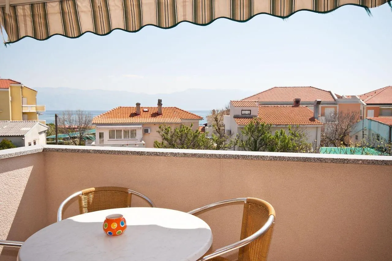 Luxurioeses Apartment 100 Meter Strand Baska  0*, Baska (Krk)